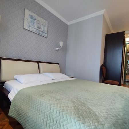 Davka Apartments Batumi Exterior photo